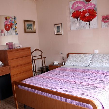 A Casa Di Gianna B&B Риети Экстерьер фото