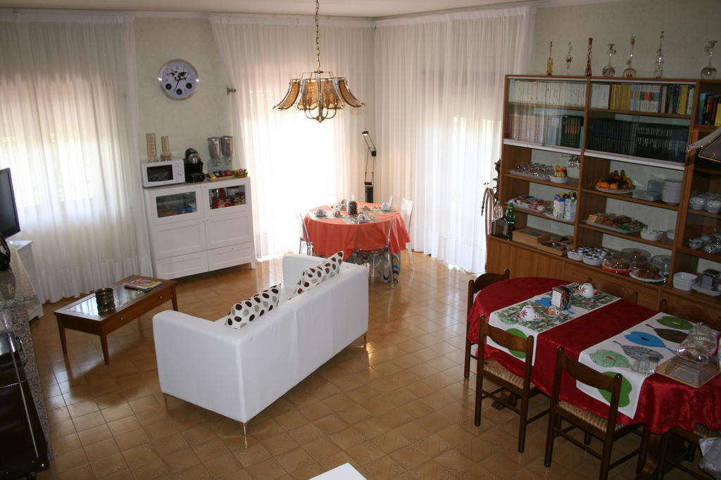 A Casa Di Gianna B&B Риети Экстерьер фото
