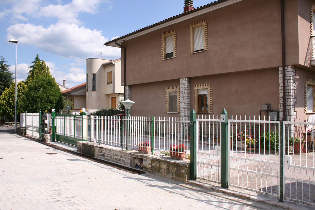 A Casa Di Gianna B&B Риети Экстерьер фото