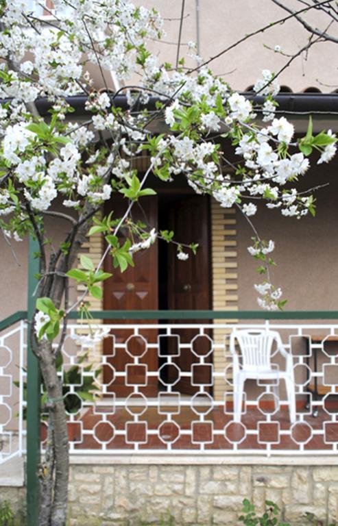 A Casa Di Gianna B&B Риети Экстерьер фото