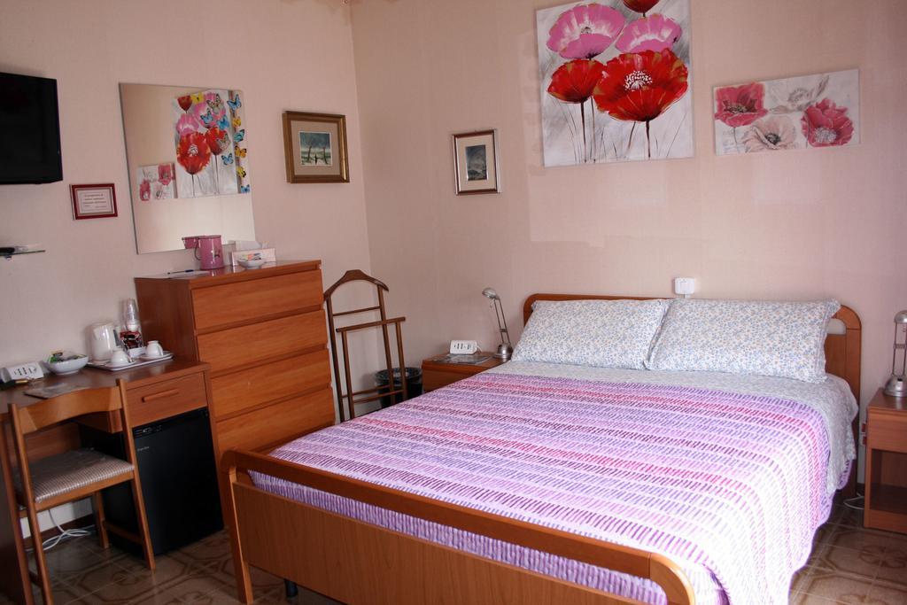 A Casa Di Gianna B&B Риети Экстерьер фото