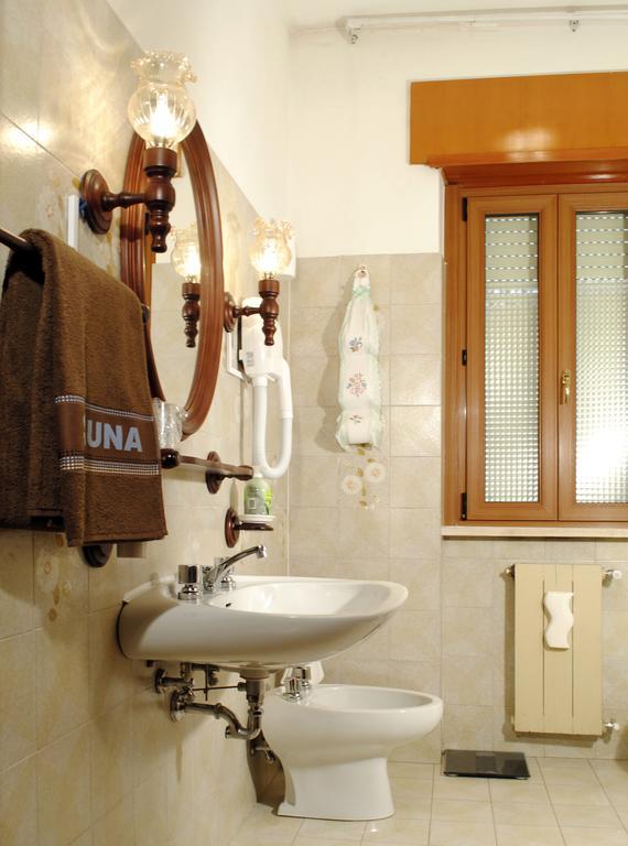 A Casa Di Gianna B&B Риети Экстерьер фото